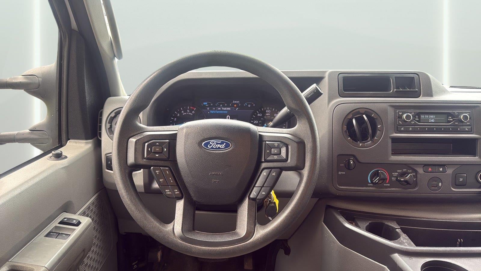 2022 Ford E-Series Cutaway Cutwy