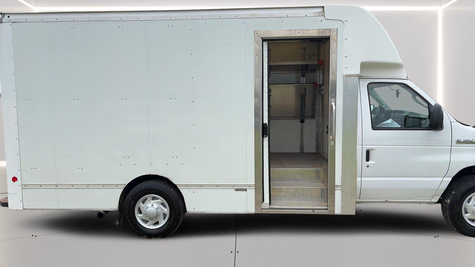 2022 Ford E-Series Cutaway Cutwy