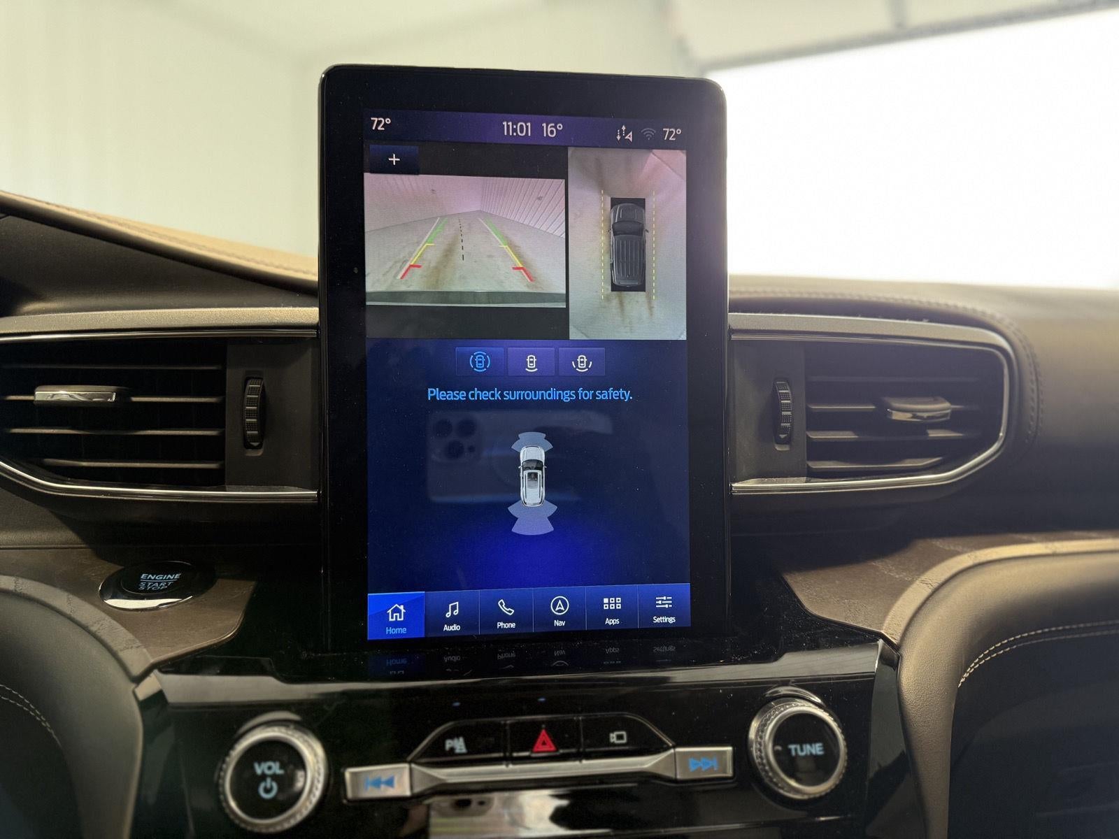 2023 Ford Explorer Platinum