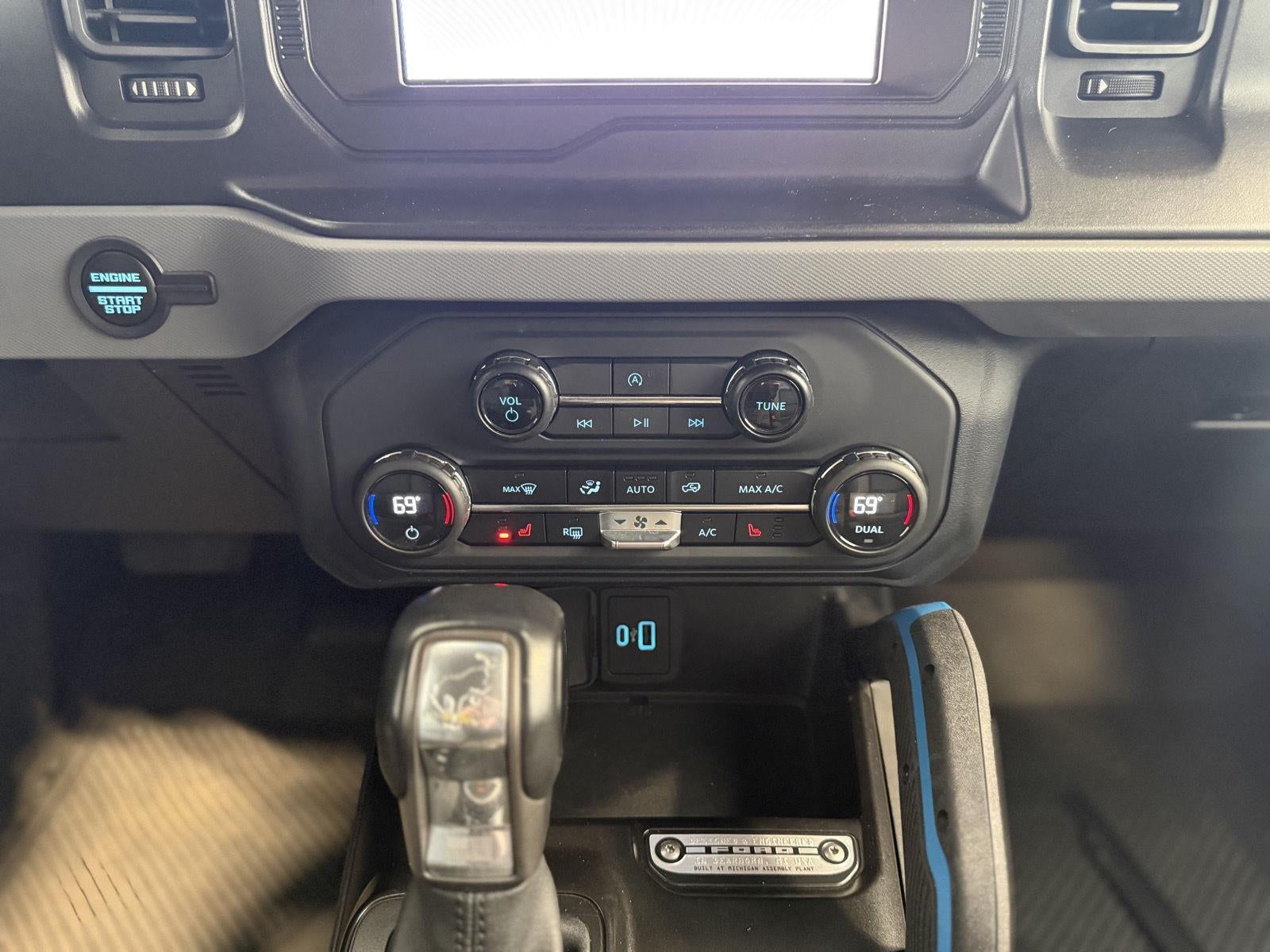 2023 Ford Bronco Black Diamond Advanced