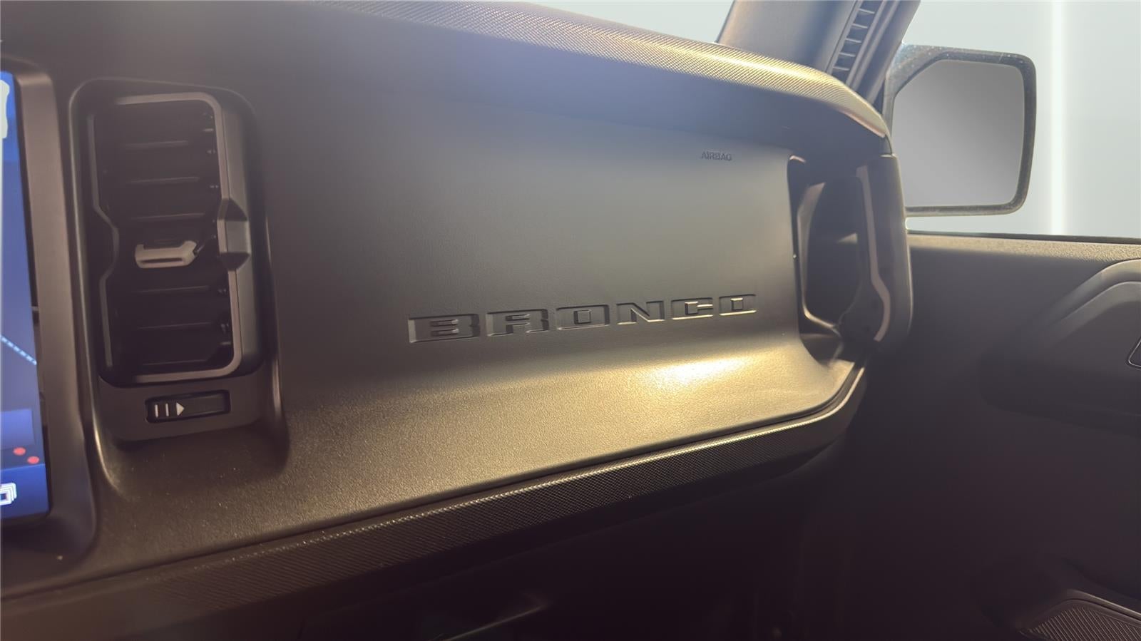 2021 Ford Bronco First Edition Advanced