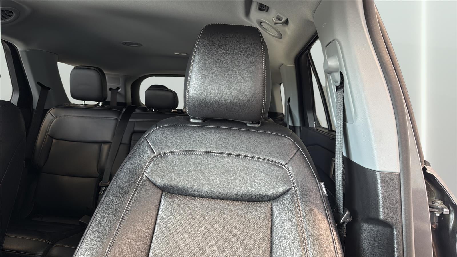 2023 Ford Explorer Limi
