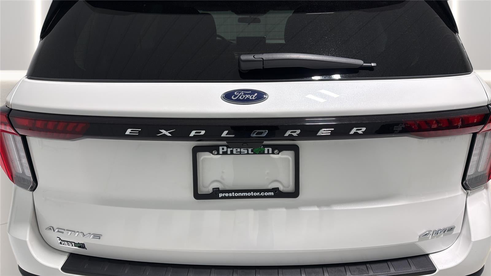 2025 Ford Explorer Active