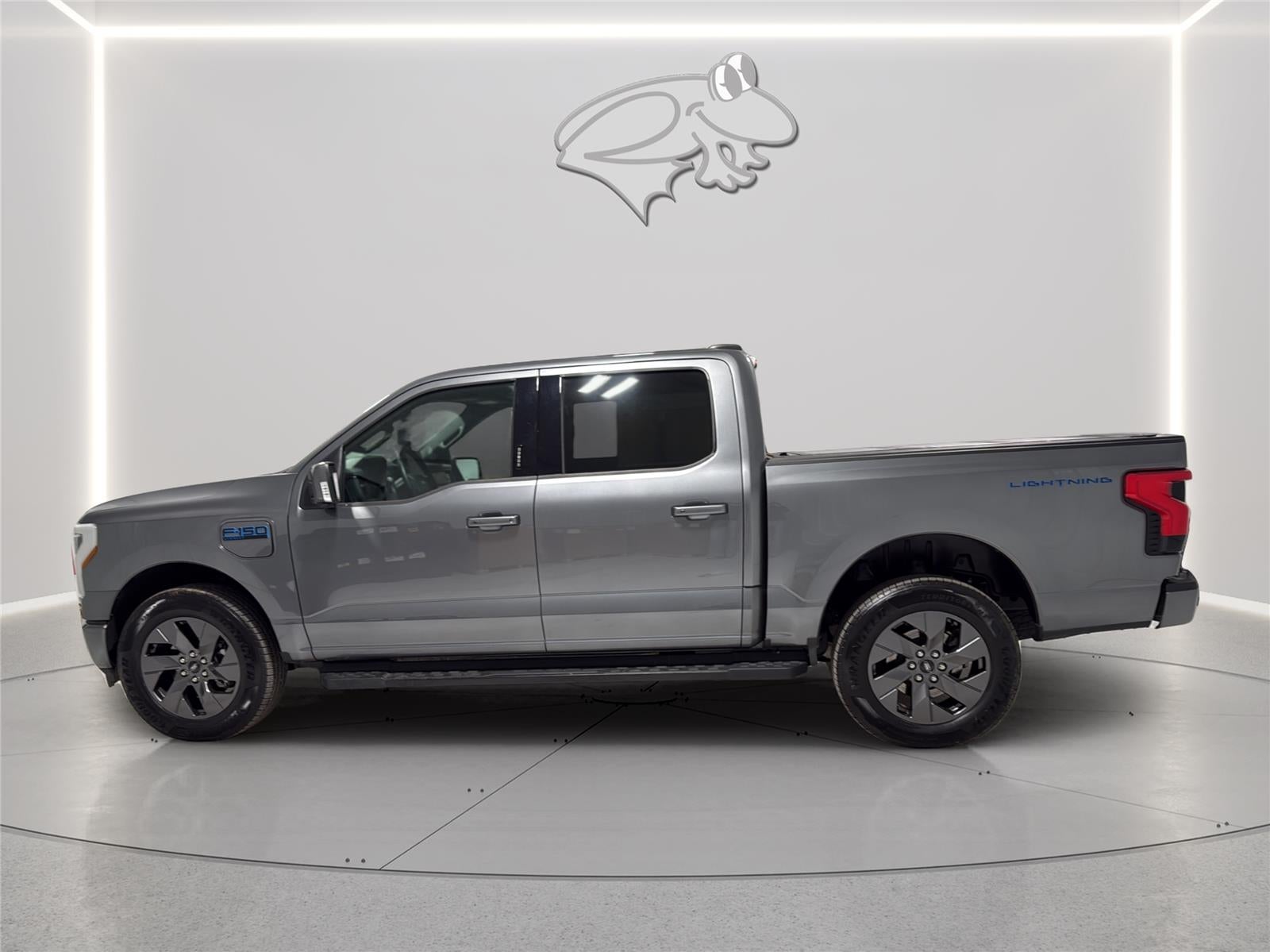 Used 2024 Ford F-150 Lightning Lariat with VIN 1FT6W5L75RWG19492 for sale in Hurlock, MD