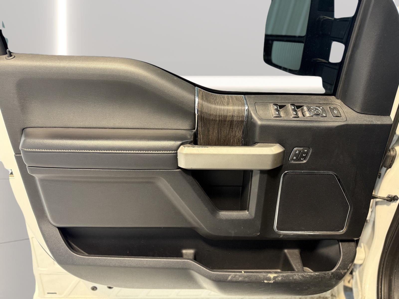 2020 Ford Super Duty F-250 Lariat