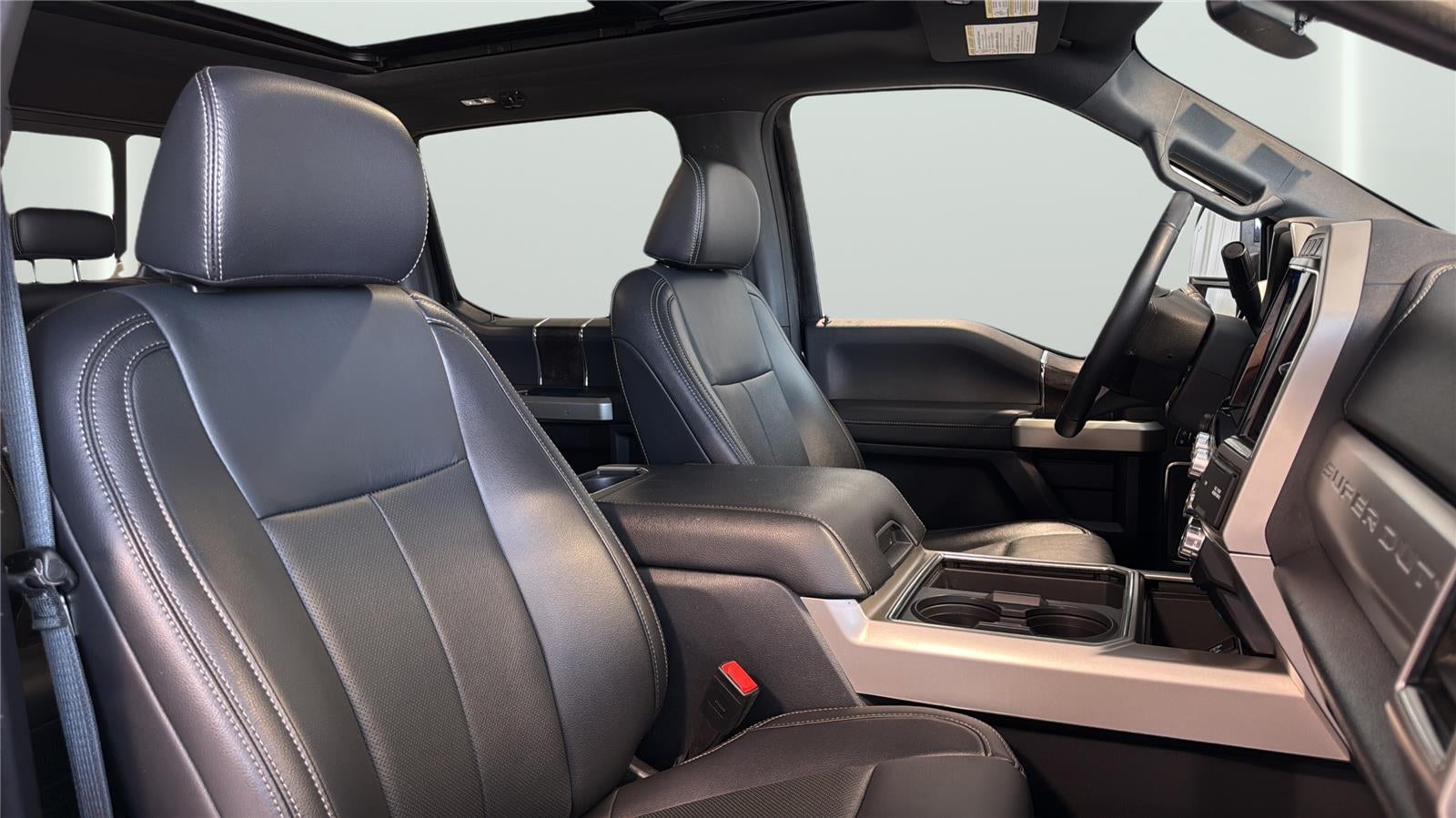 2022 Ford Super Duty F-250 SRW LARIAT