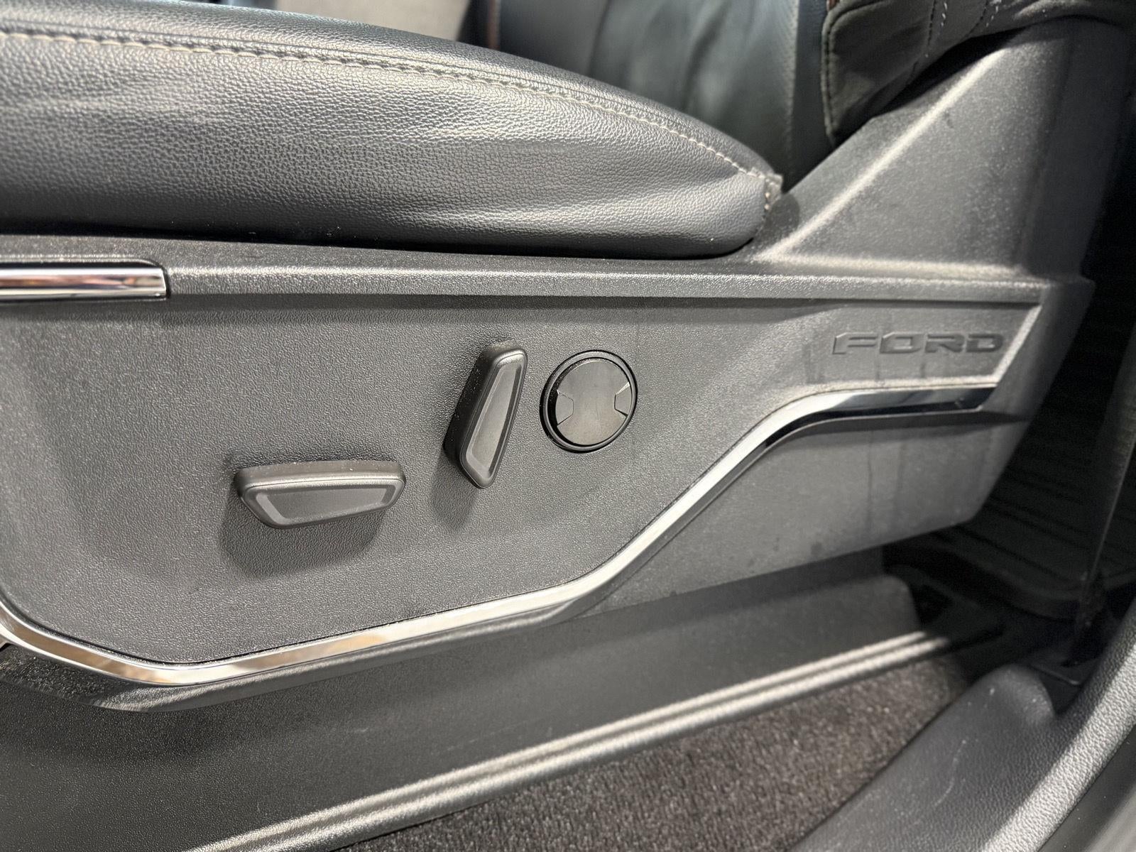 2024 Ford Super Duty F-350 SRW Lariat