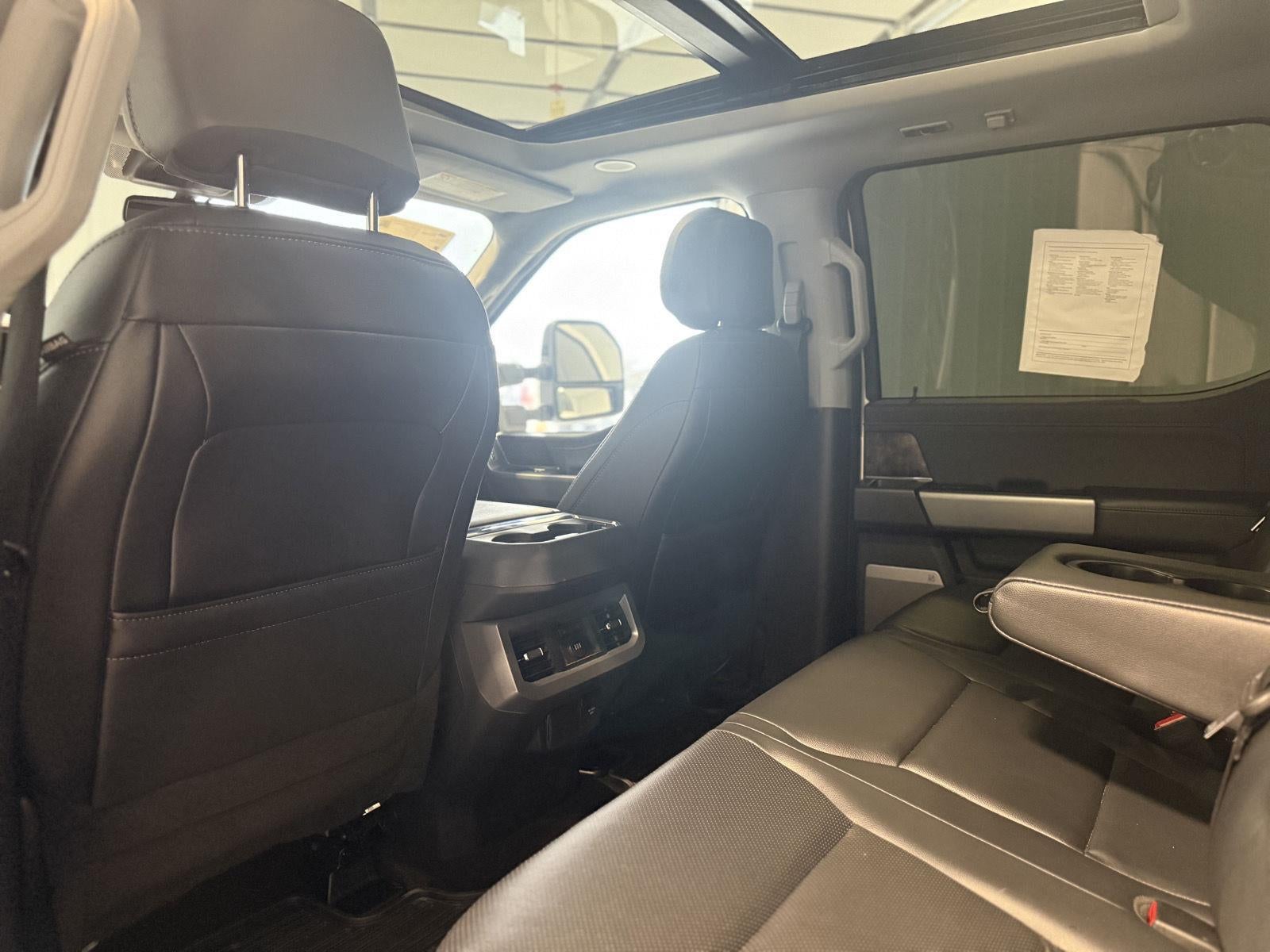 2024 Ford Super Duty F-350 SRW Lariat