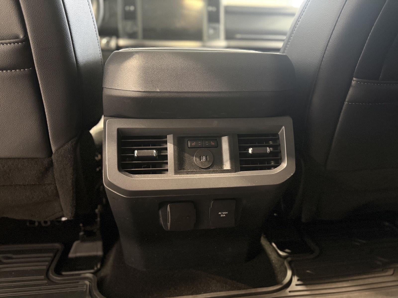 2024 Ford Super Duty F-350 SRW Lariat