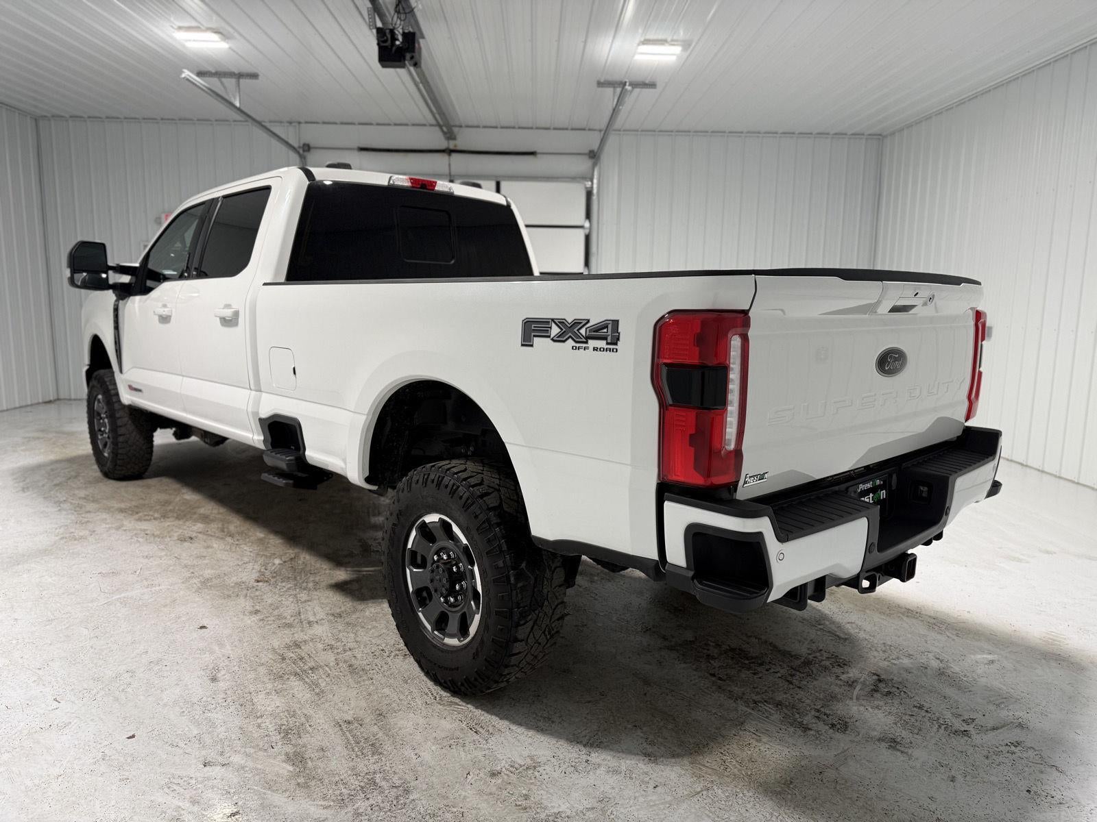 2024 Ford Super Duty F-350 SRW Lariat