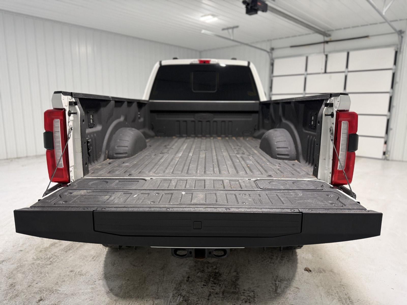 2024 Ford Super Duty F-350 SRW Lariat