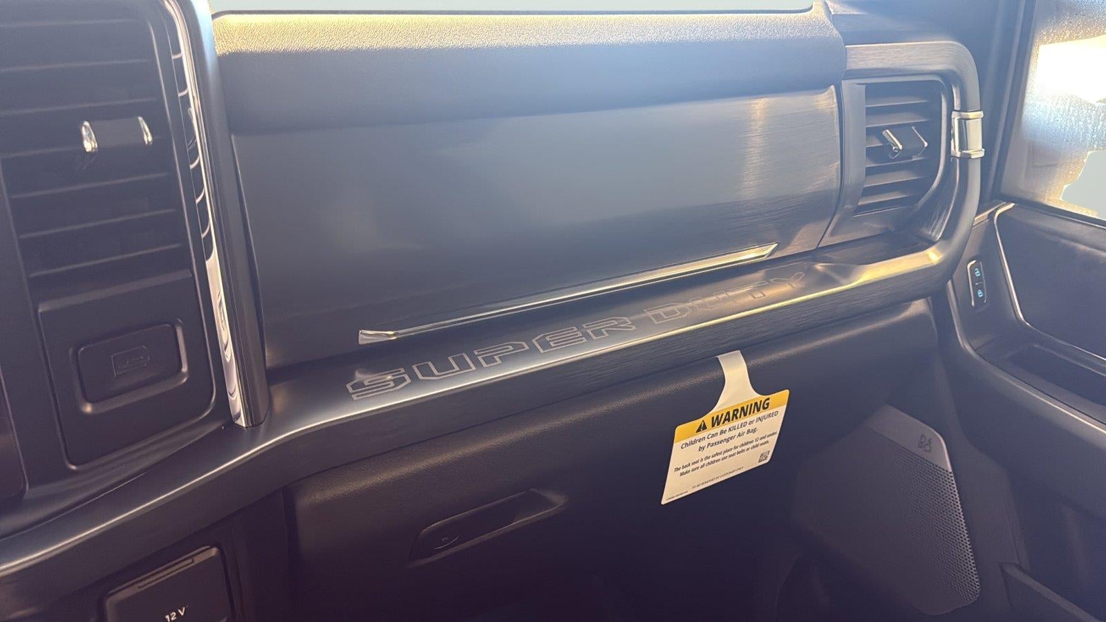 2025 Ford Super Duty F-350 Lariat