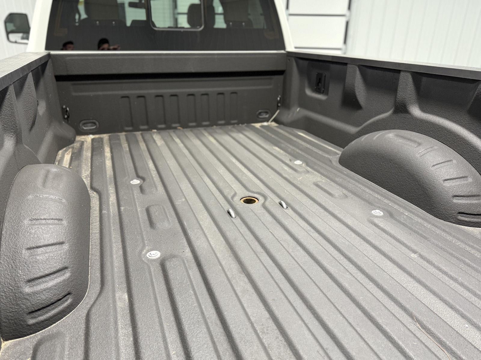 2023 Ford Super Duty F-350 DRW Lariat