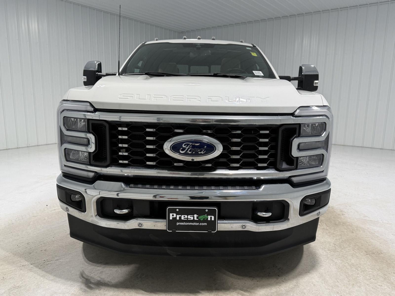 2023 Ford Super Duty F-350 Lariat