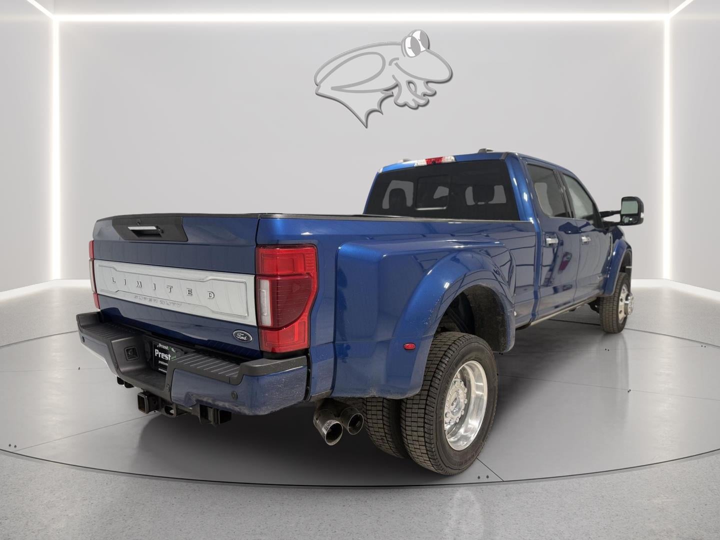 2022 Ford Super Duty F-450 DRW Limited