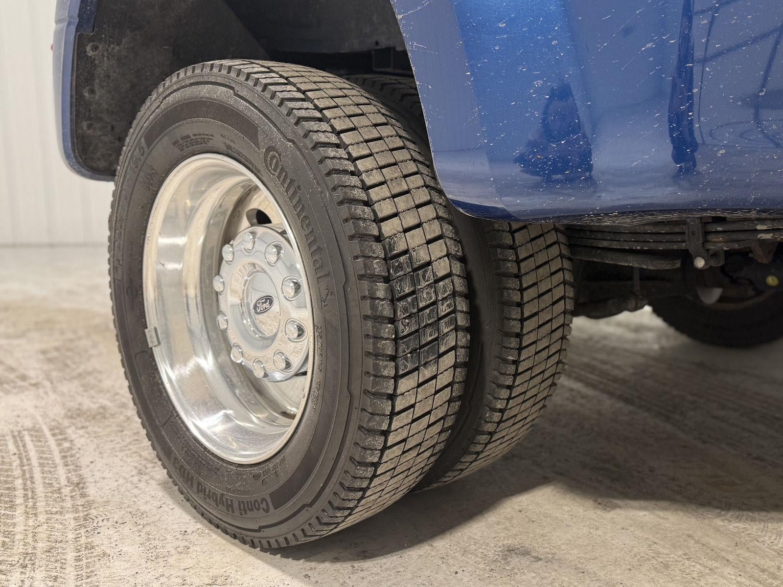 2022 Ford Super Duty F-450 DRW Limited