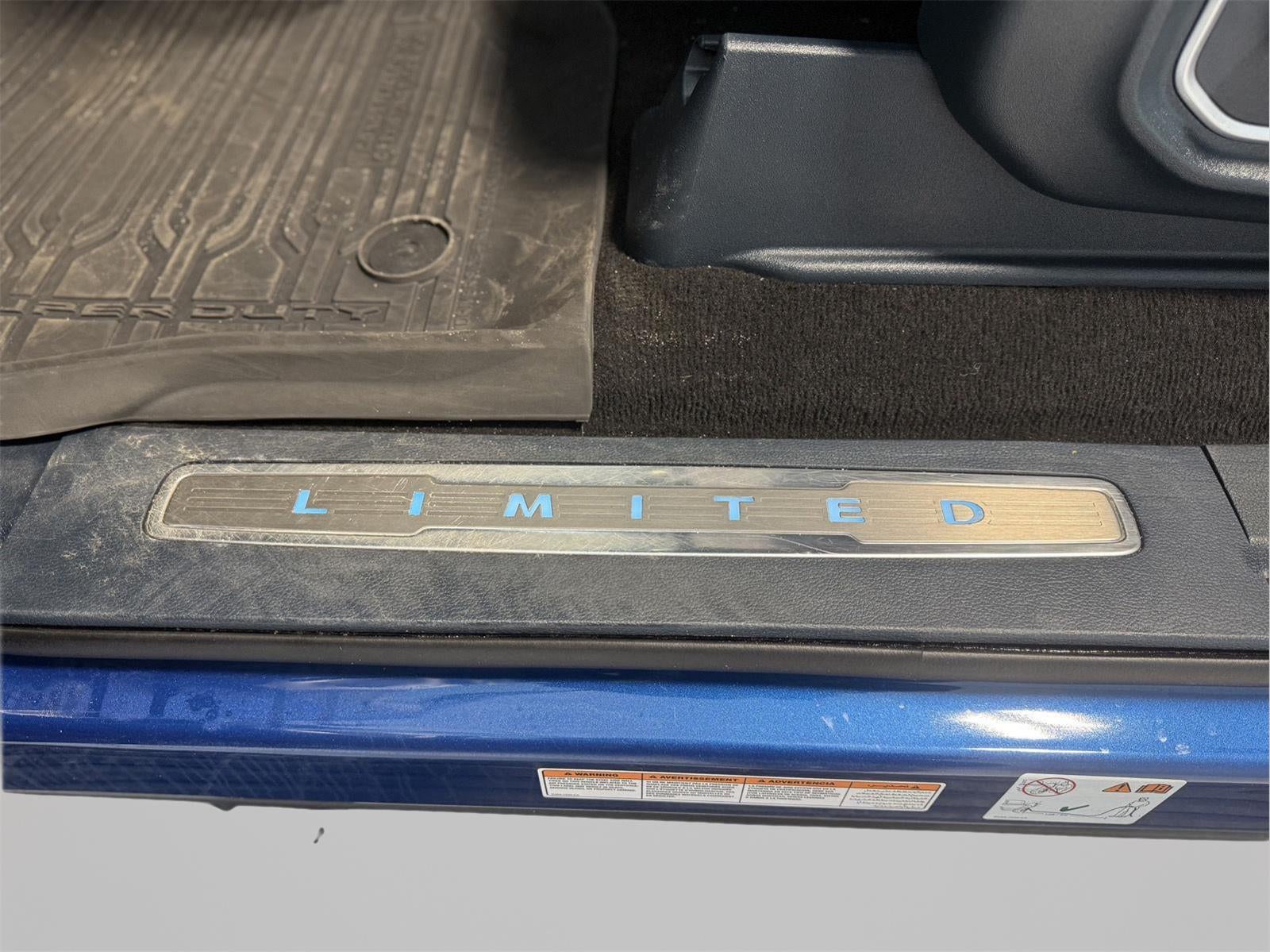 2022 Ford Super Duty F-450 DRW Limited