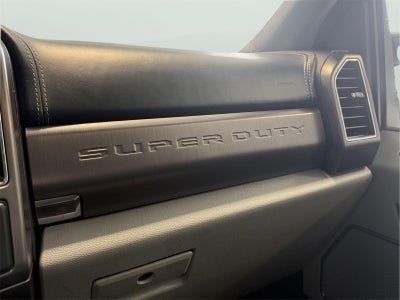 2022 Ford Super Duty F-450 DRW Limited