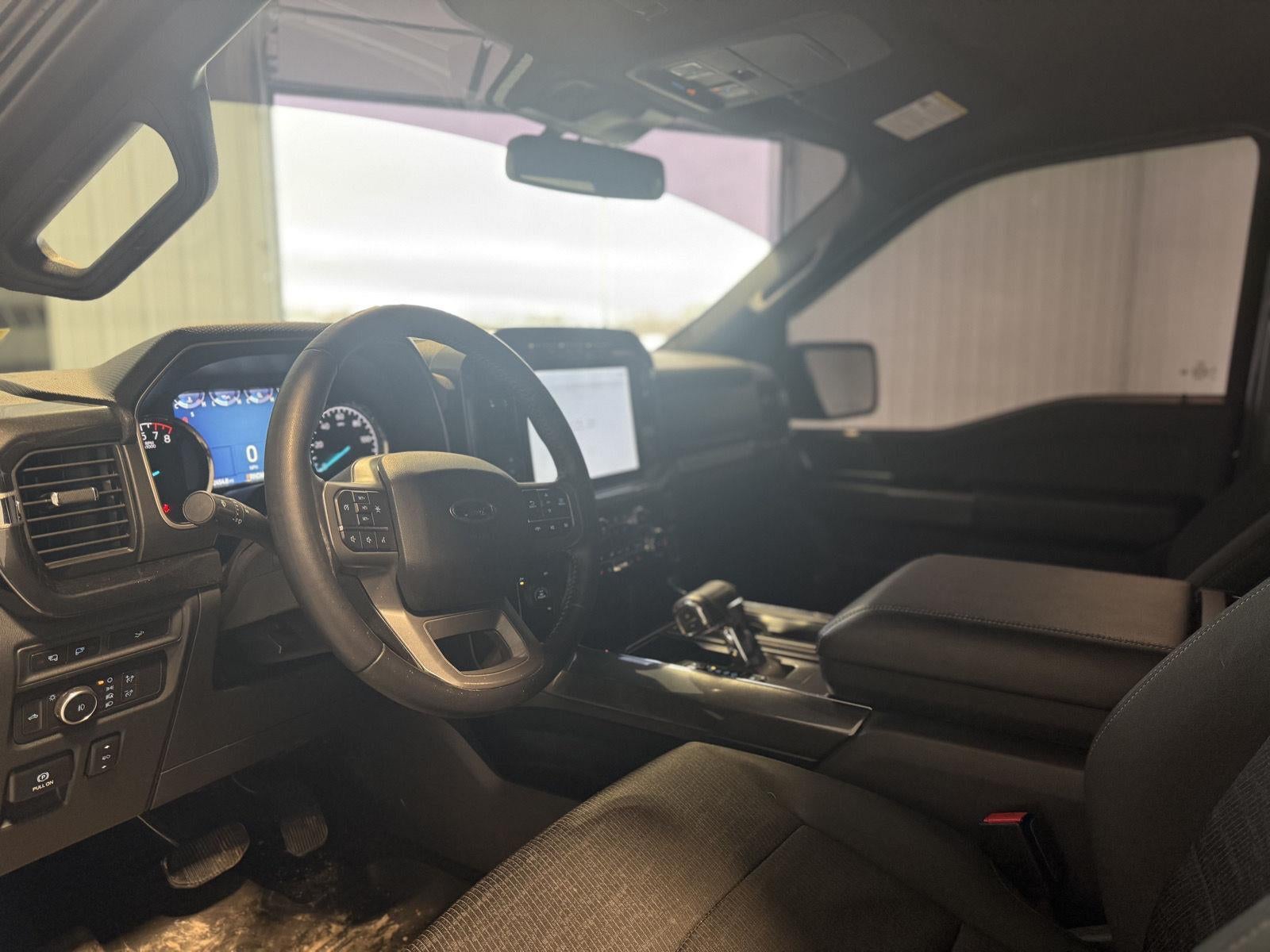 2022 Ford F-150 Base