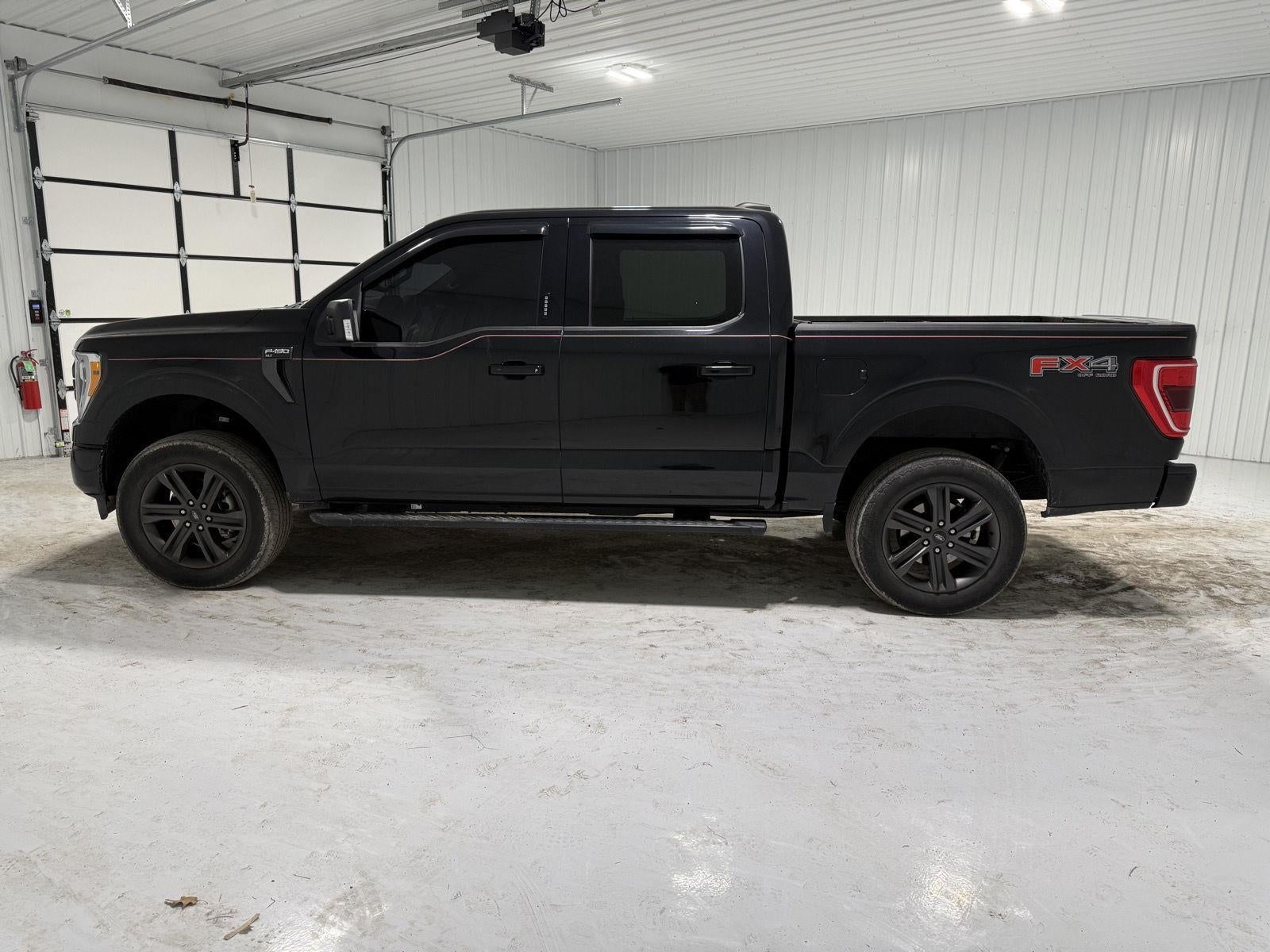 2022 Ford F-150 Base