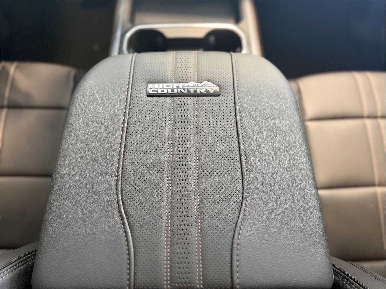 2025 Chevrolet Silverado 3500HD High Country