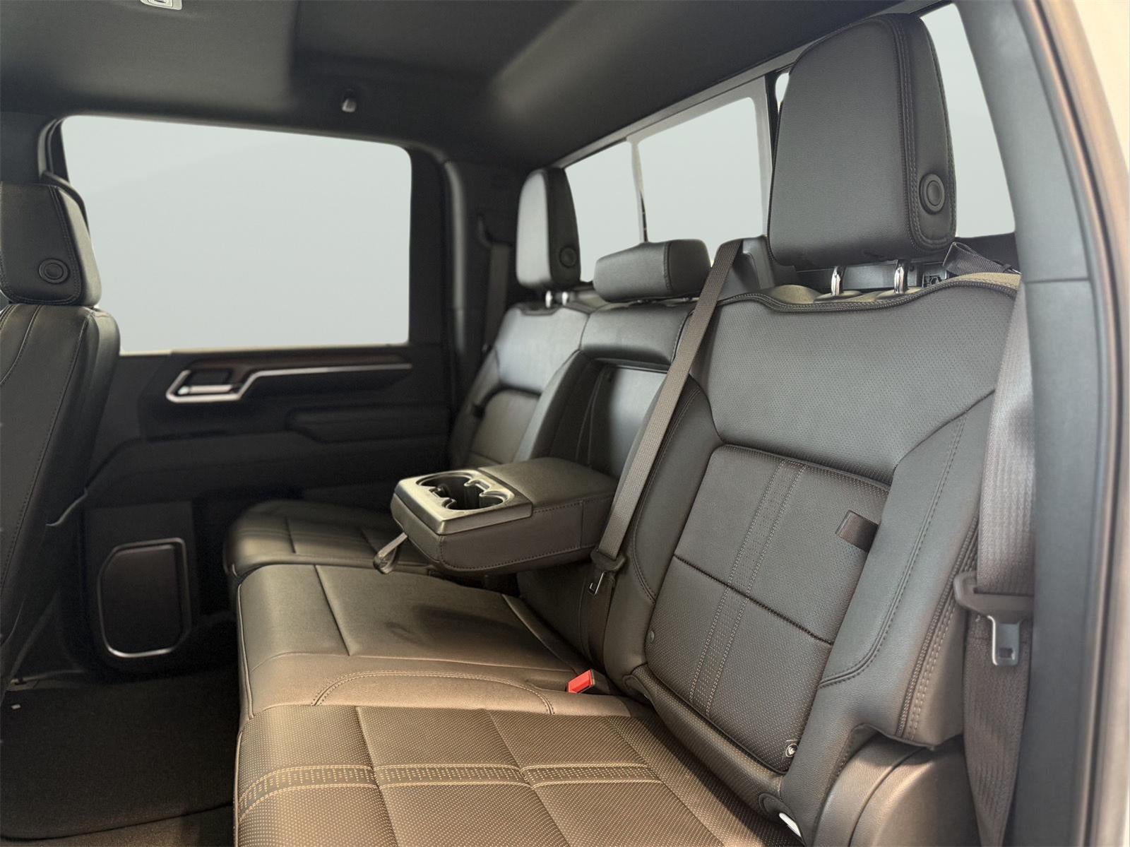 2025 Chevrolet Silverado 3500HD High Country