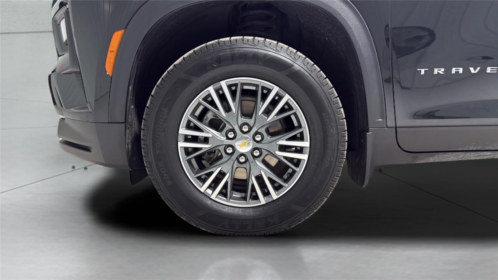 2024 Chevrolet Traverse FWD LS