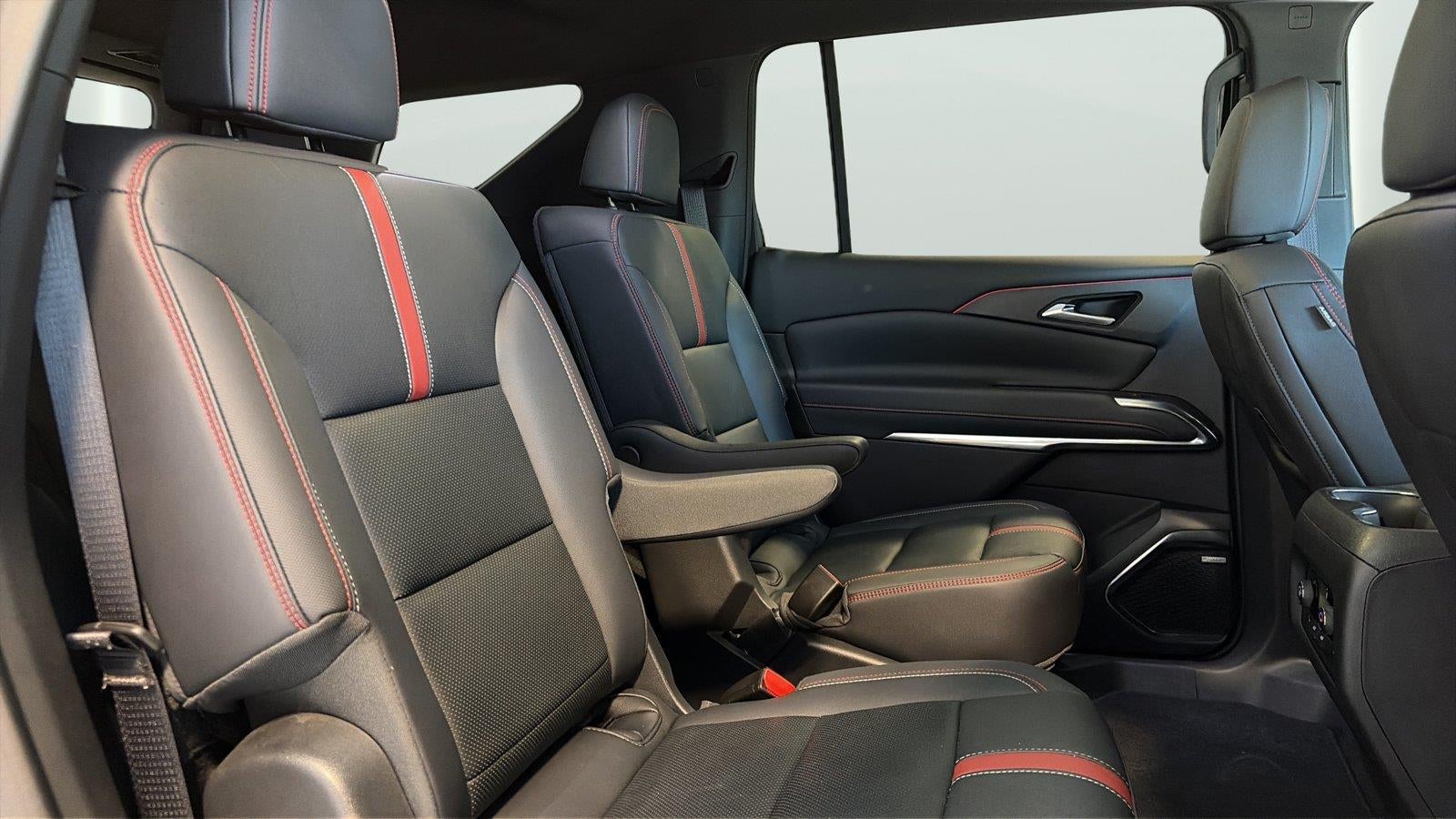2024 Chevrolet Traverse AWD RS