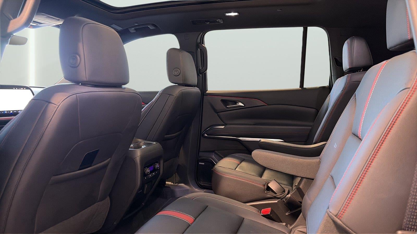 2024 Chevrolet Traverse AWD RS