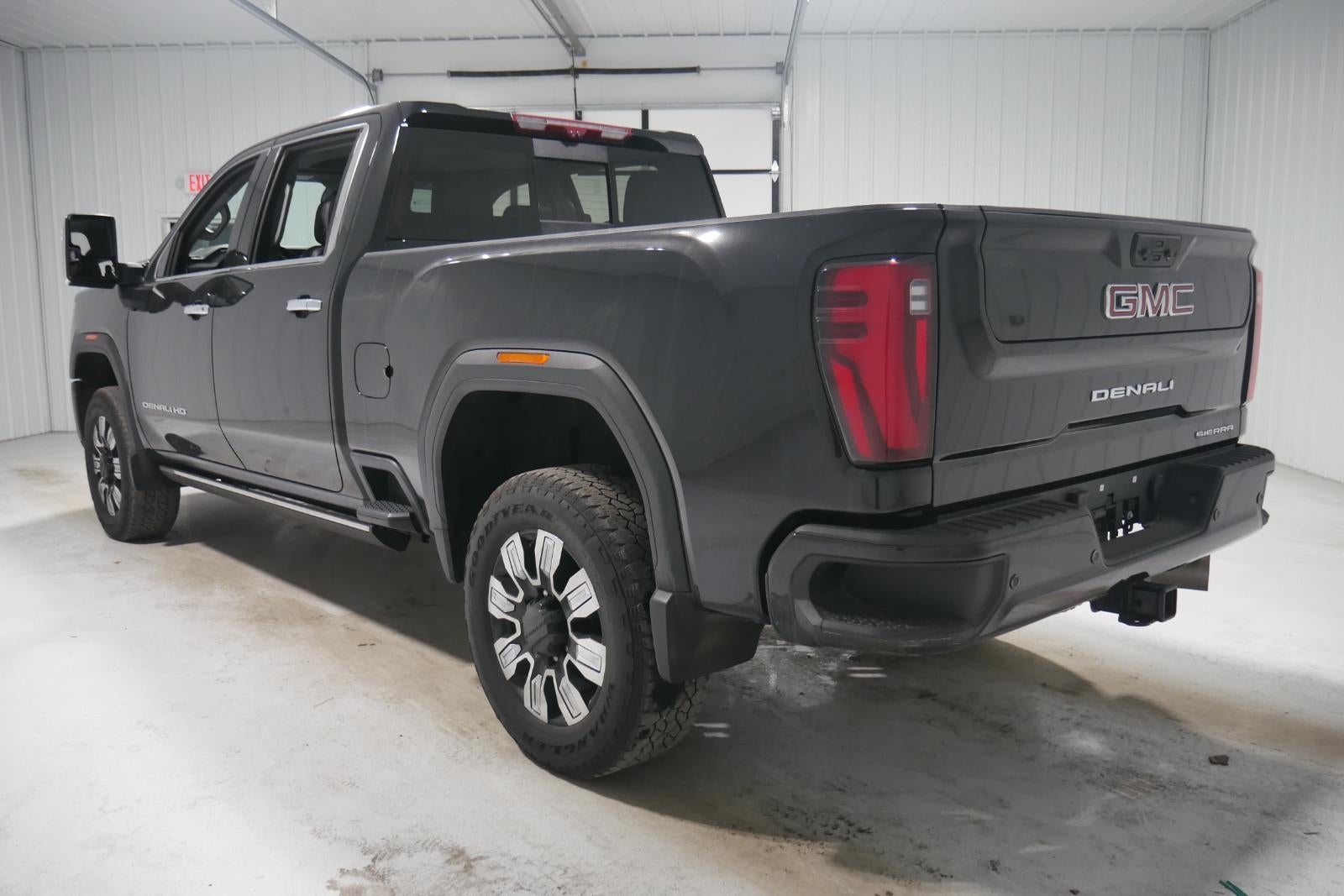 2024 GMC Sierra 2500HD Denali