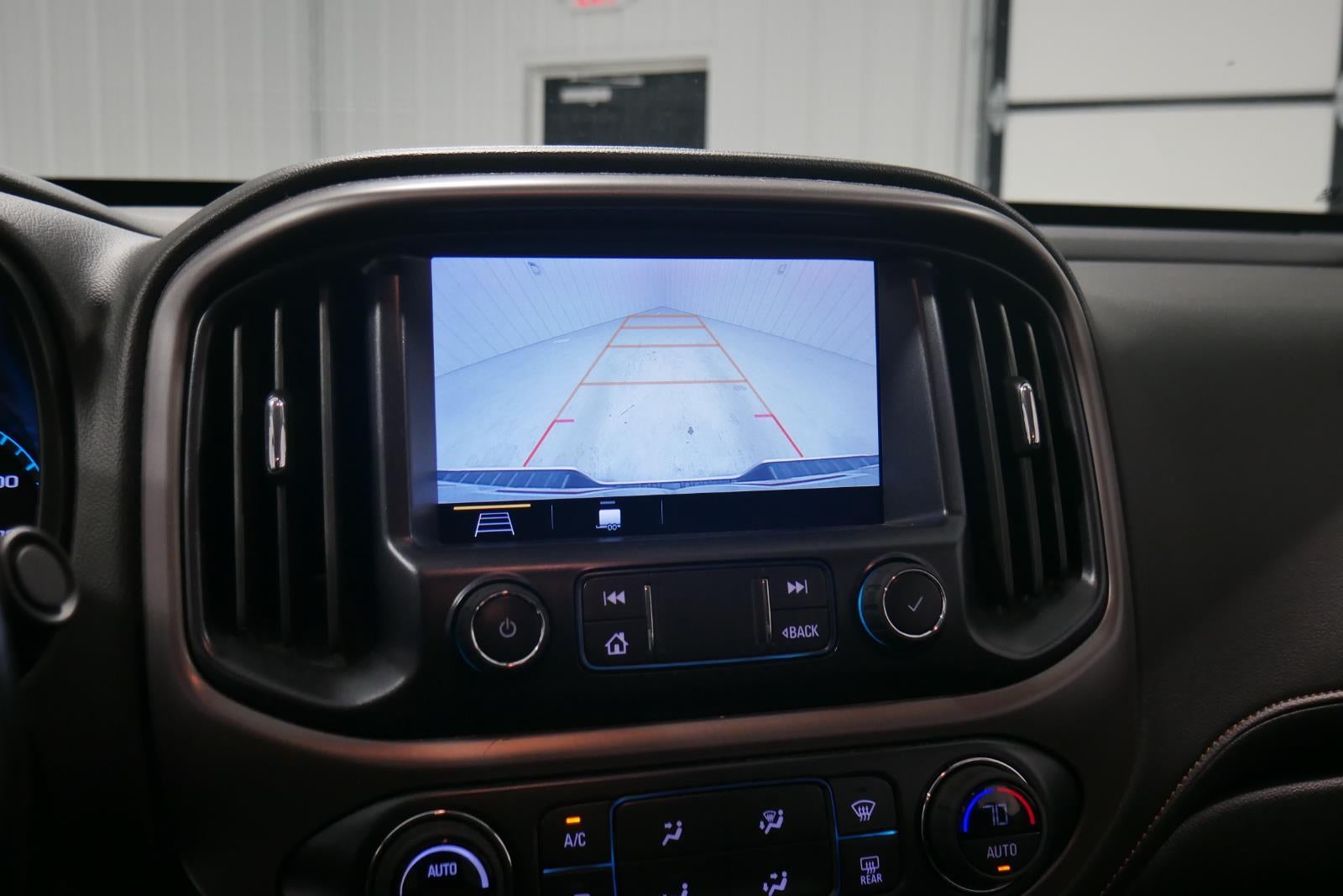 2022 GMC Canyon 4WD AT4 w/Leather