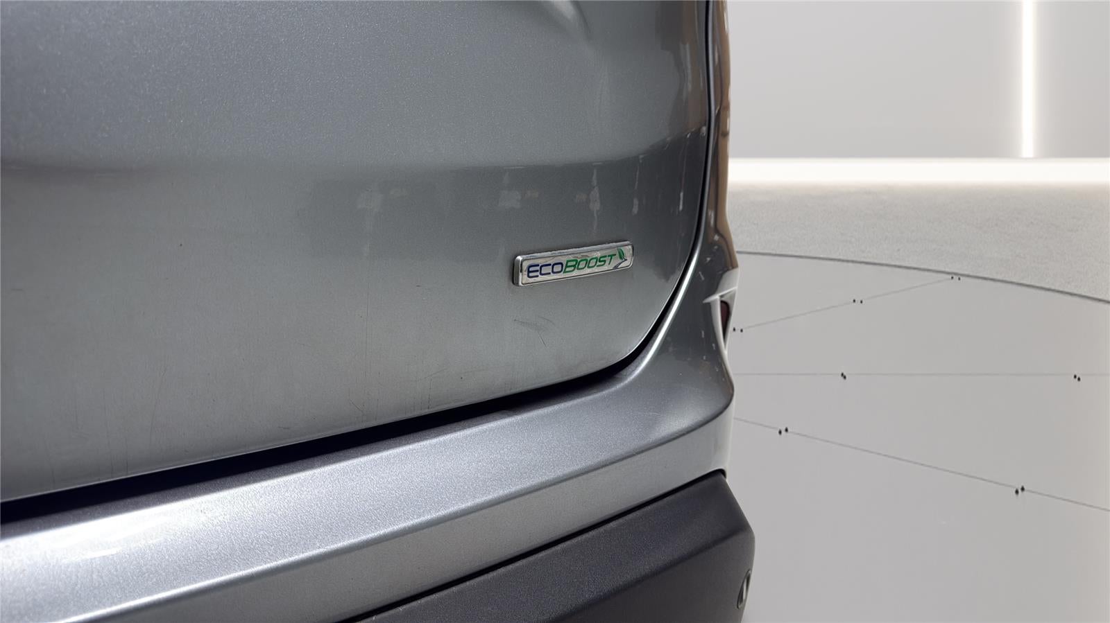 2020 Ford Edge SE