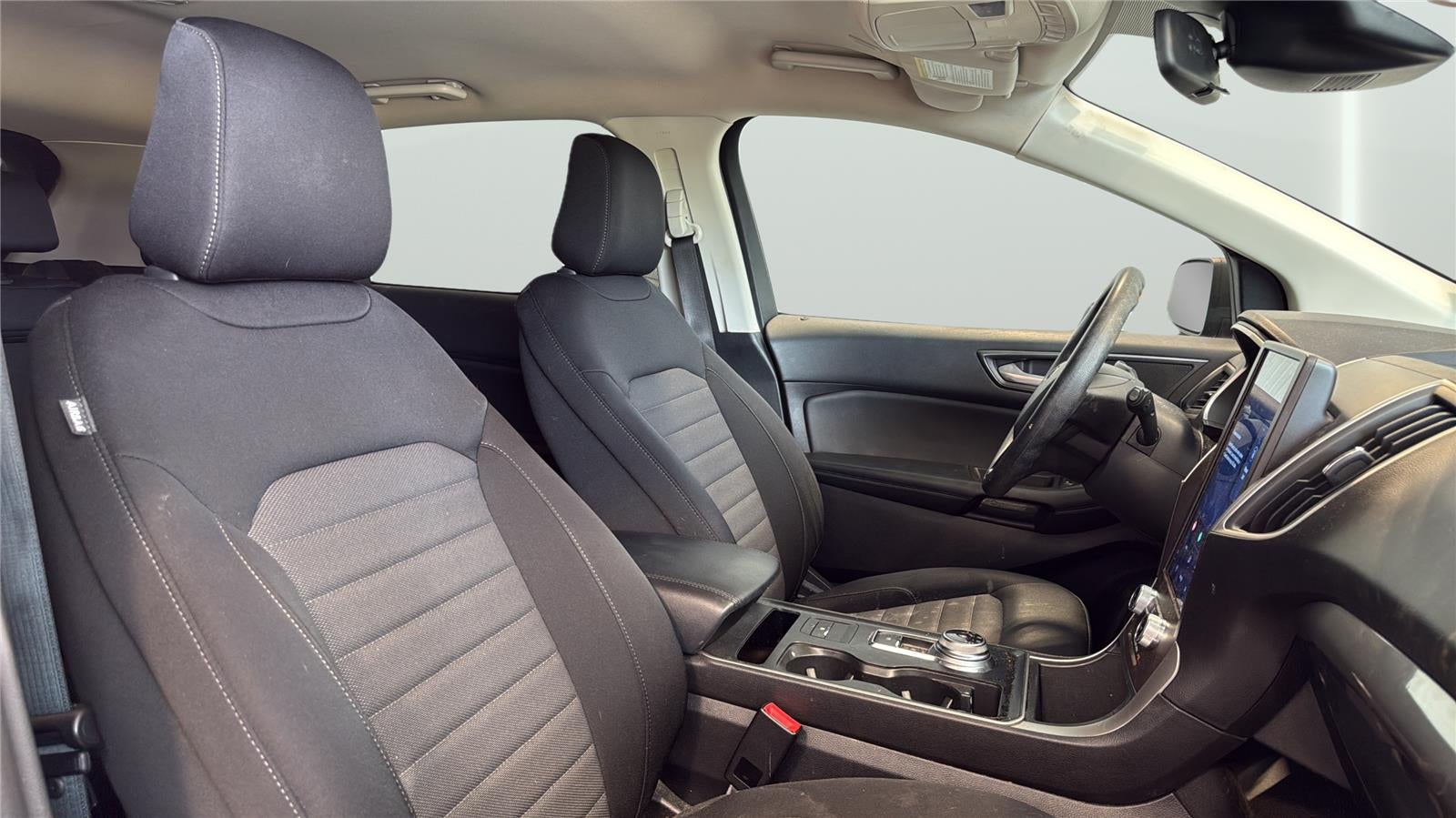 2021 Ford Edge SE