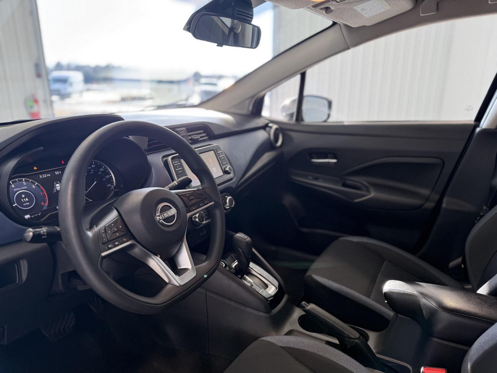 2023 Nissan Versa SV