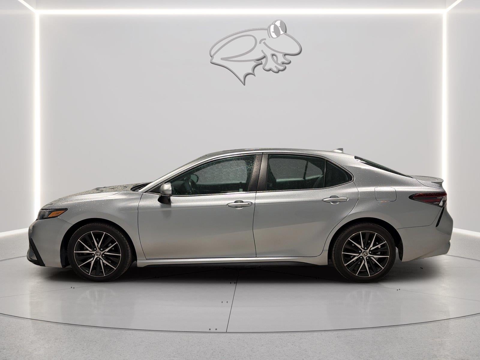 2022 Toyota Camry Base
