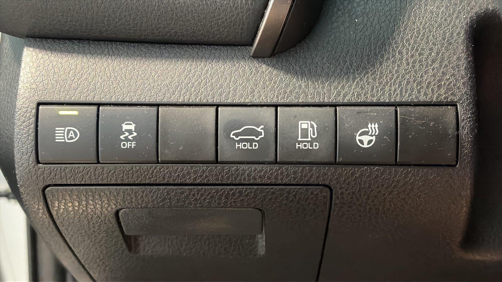 2022 Toyota Camry Base
