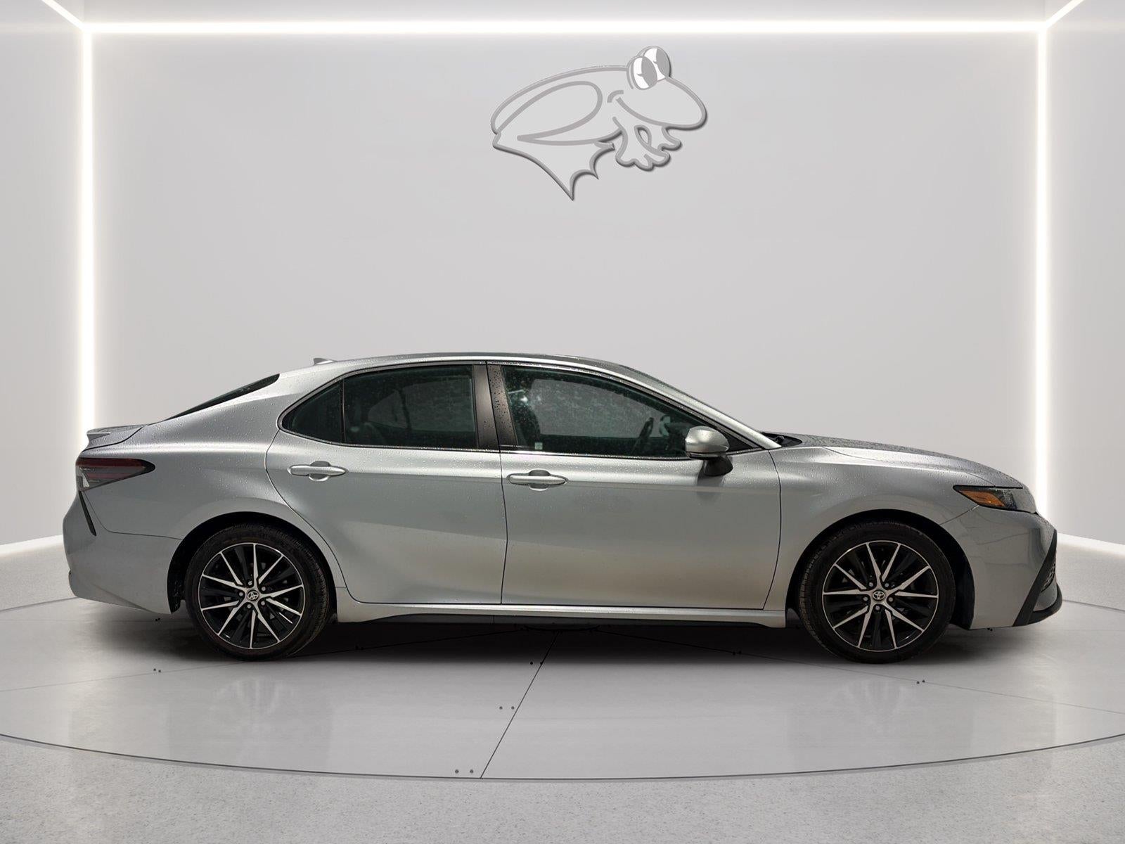2022 Toyota Camry Base