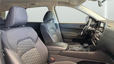 2024 Nissan Pathfinder S