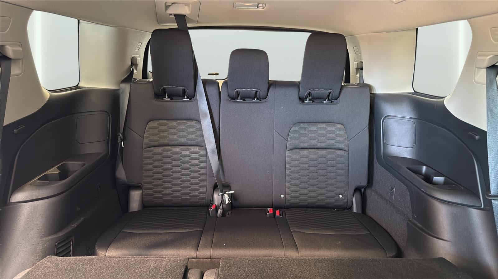 2024 Nissan Pathfinder S
