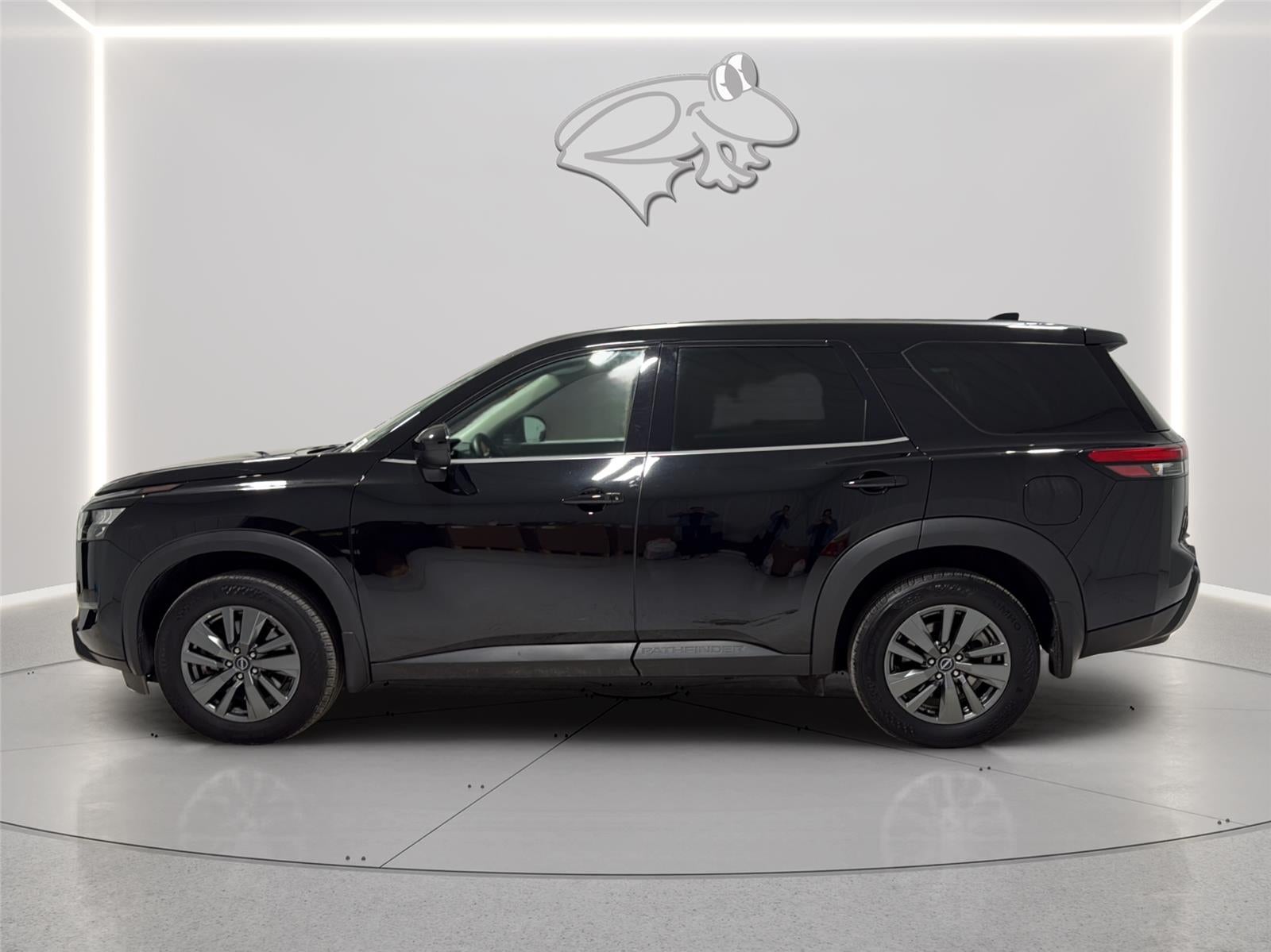 2024 Nissan Pathfinder S
