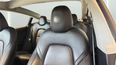 2023 Tesla Model 3 RWD