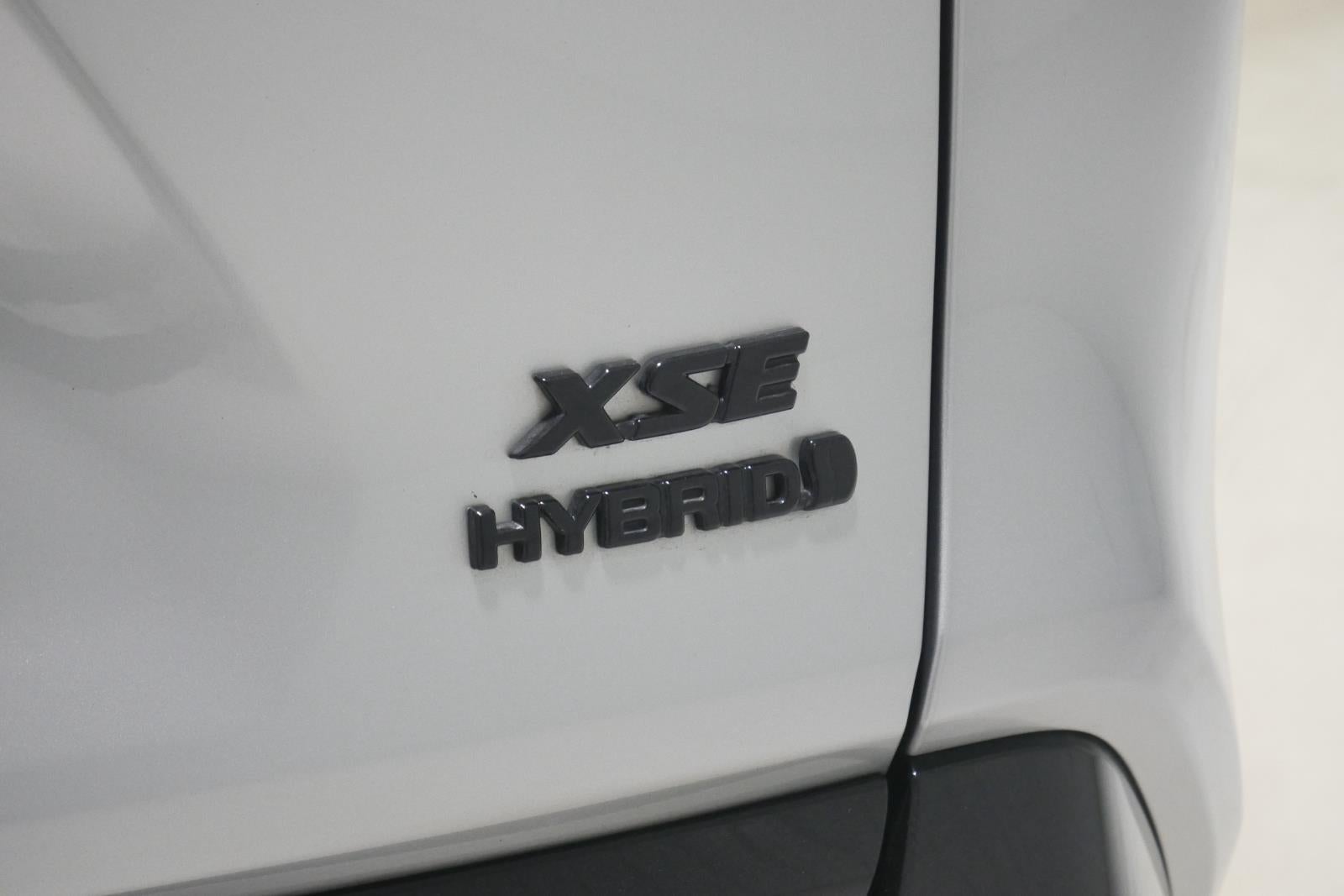 2022 Toyota RAV4 Hybrid XSE