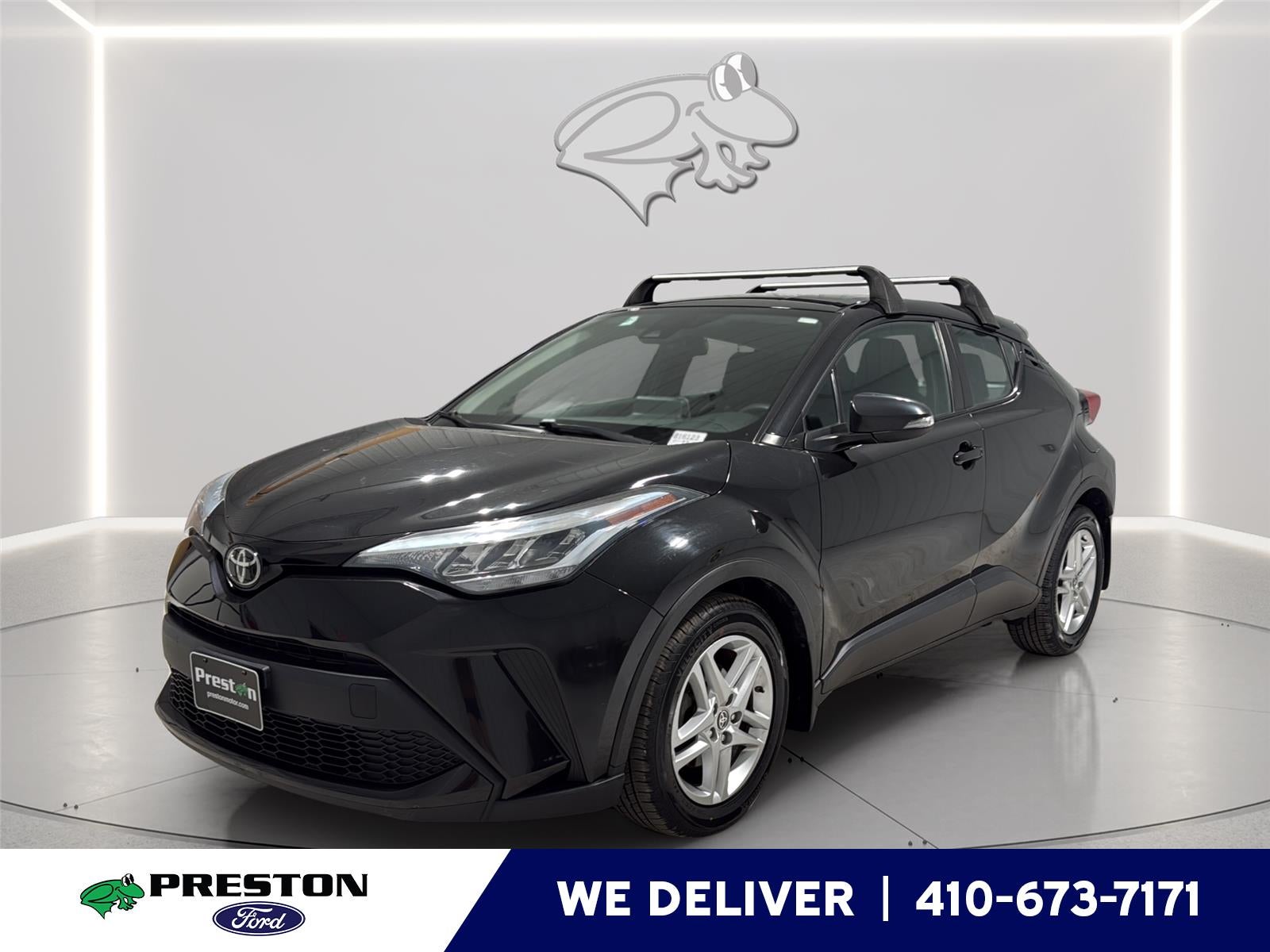 2021 Toyota C-HR LE's photo