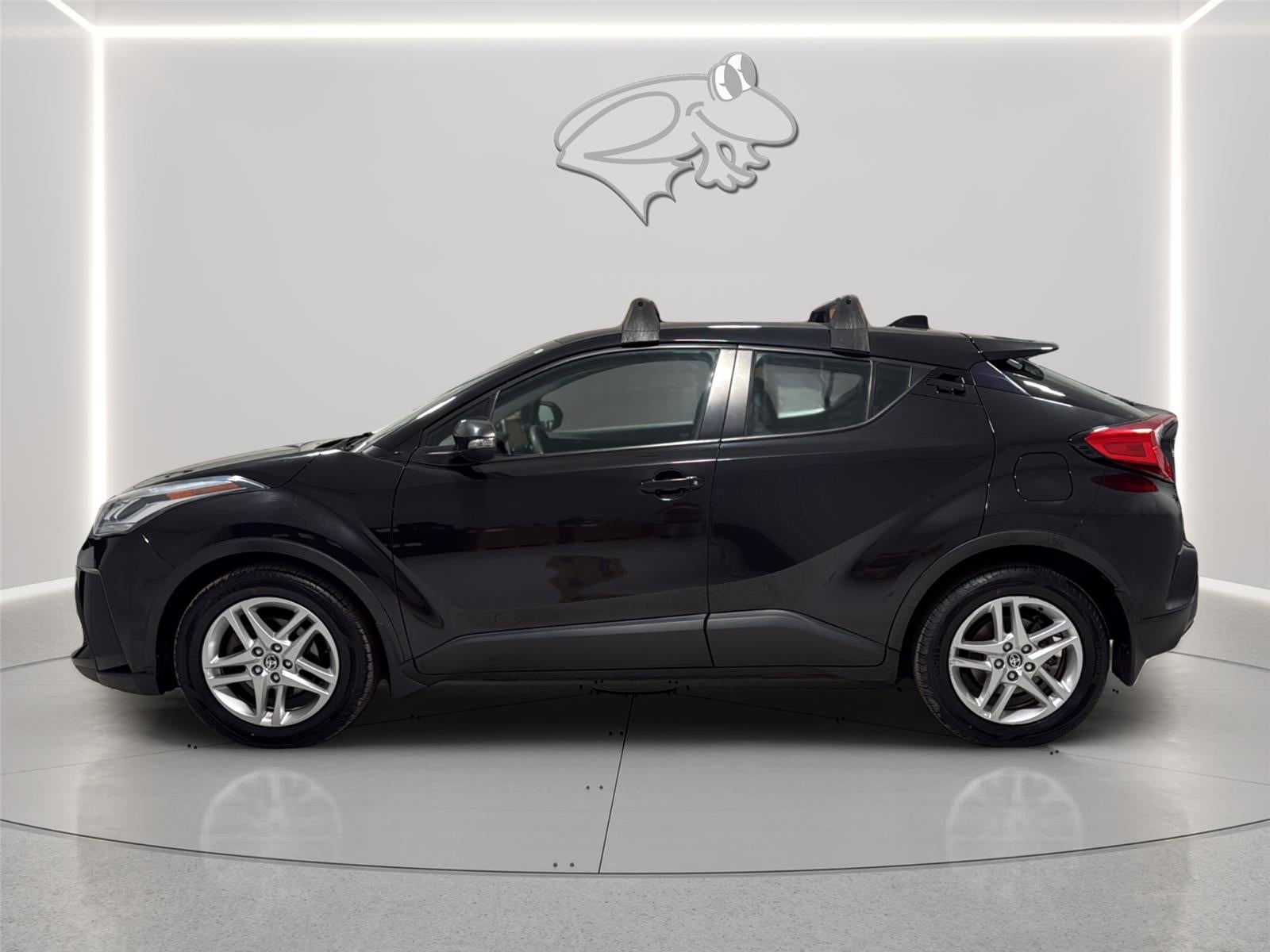 Used 2021 Toyota C-HR LE with VIN NMTKHMBX7MR126733 for sale in Hurlock, MD