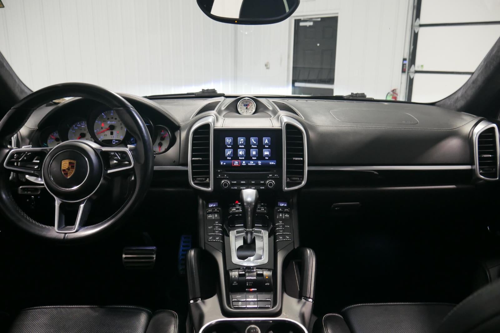 2017 Porsche Cayenne Turbo