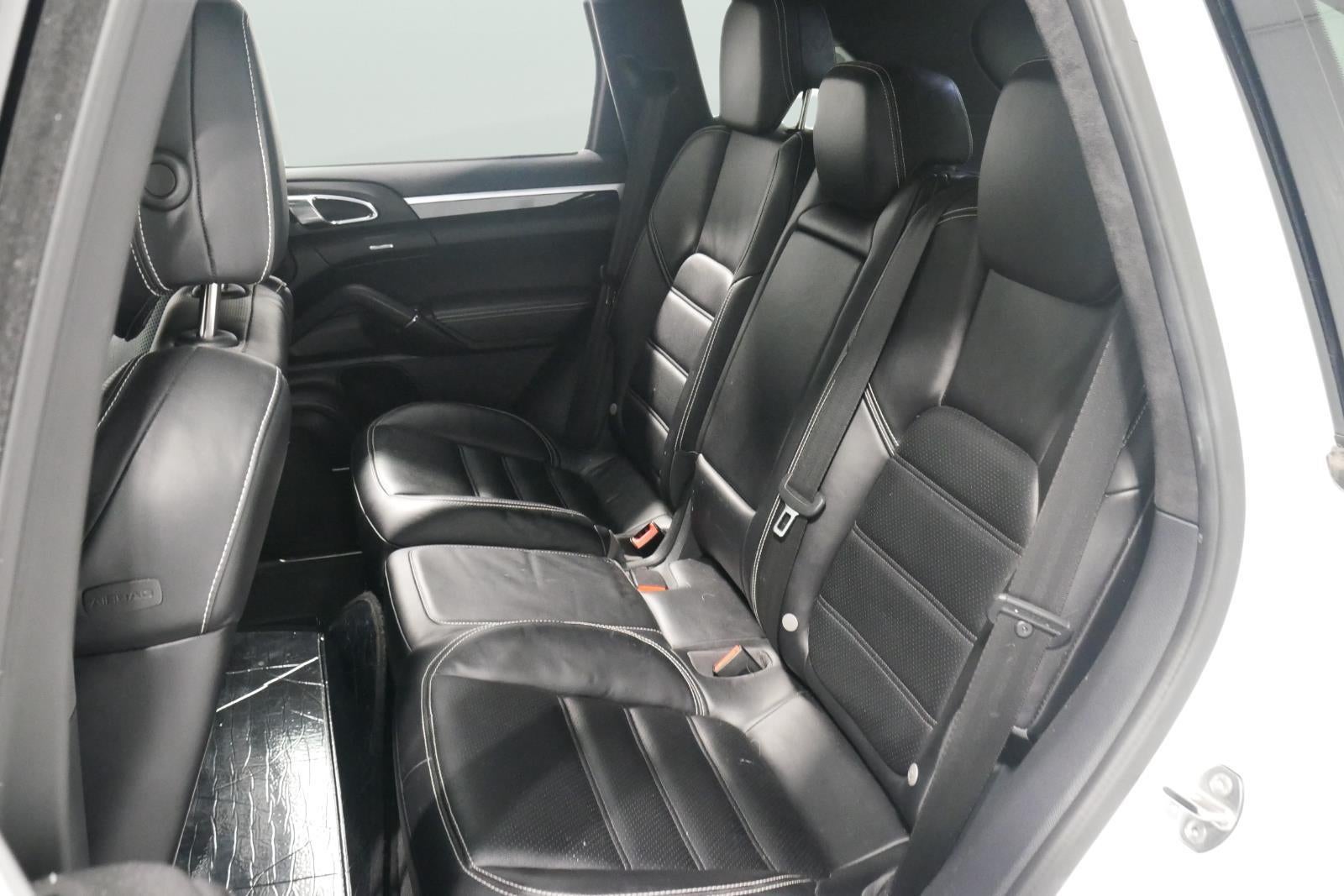 2017 Porsche Cayenne Turbo