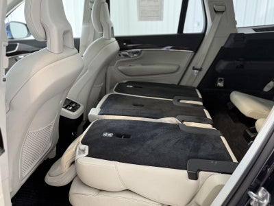 2017 Volvo XC90 Momentum