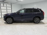 2017 Volvo XC90 Momentum