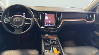 2025 Volvo V60 Cross Country Plus