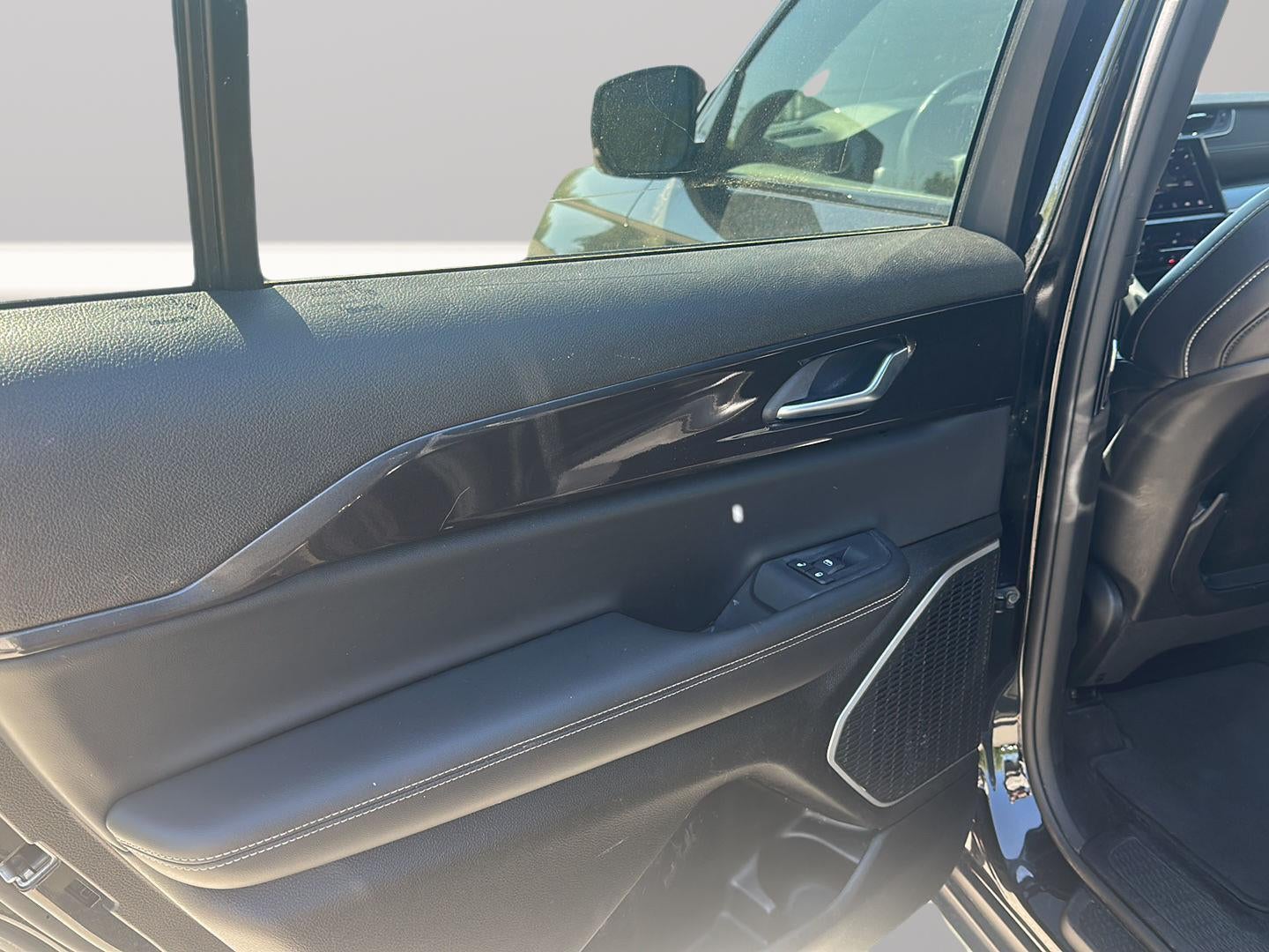 2022 Jeep Grand Cherokee L Altitude